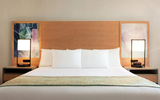 Surfbreak Virginia Beach Oceanfront, Ascend Hotel Collection