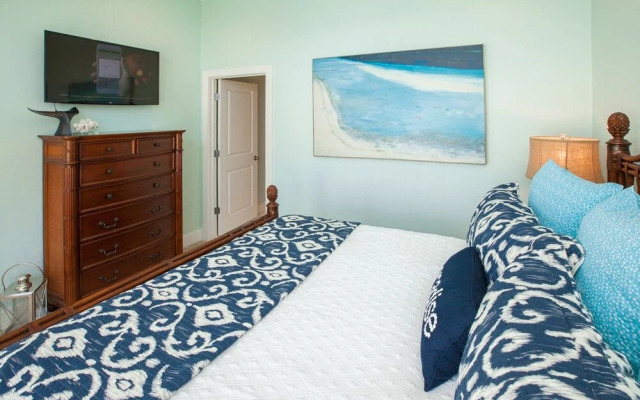 Blue Horizon - 10 Br Home