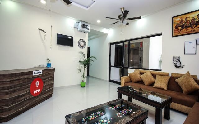 Collection O O 17241 Hotel Mayra