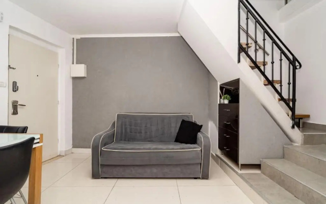 Lovely 2 bedroom unit Shivtey Israel Jerusalem