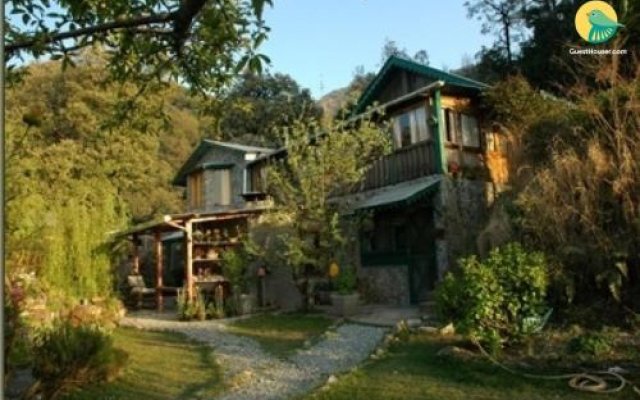 1 BR Log cabin in Pangot, Nainital (2A7B), by GuestHouser