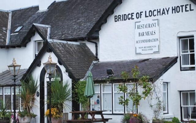 Bridge of Lochay Hotel