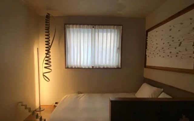 Viva La Vida - Seochon Private Apartment