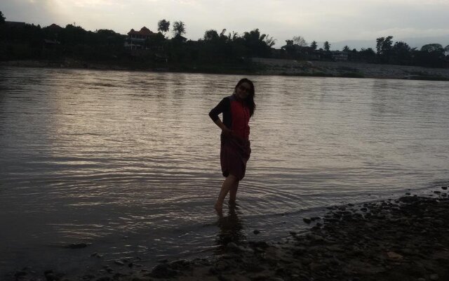 Baan Rimtaling Guest House