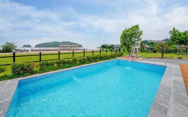 Yesu Coffeeenaru Pension