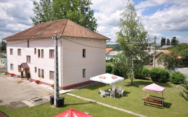 Kalcit Tourist Motel