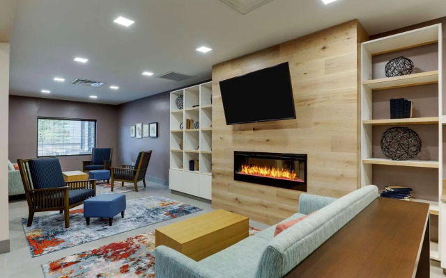 Country Inn & Suites by Radisson, Cumming, GA