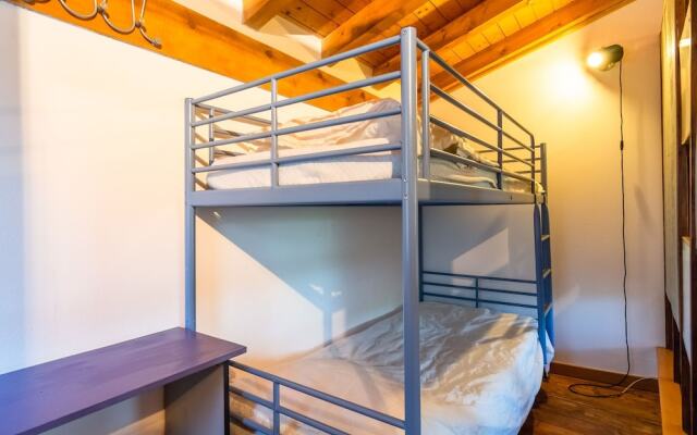 Authentic Rural House, 200 mt Form the Parking