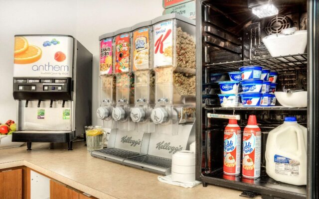 Aggie Inn, an Ascend Collection Hotel