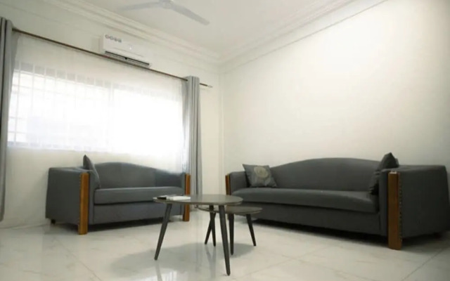 Daa Dingbe Suites