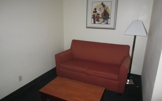 Travelodge Inn & Suites by Wyndham Anaheim on Disneyland Dr
