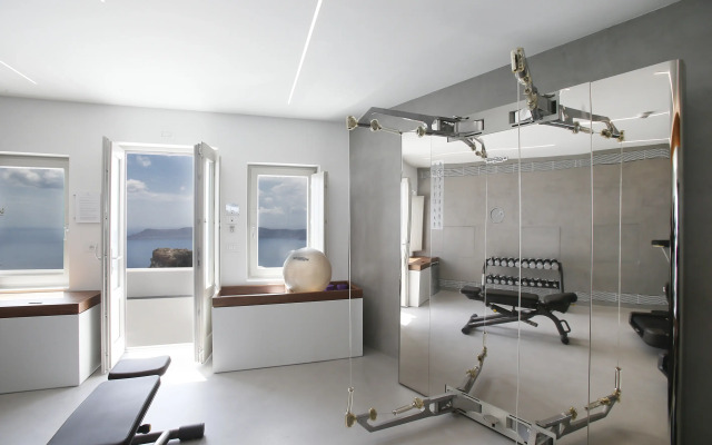 Grace Hotel, Auberge Resorts Collection
