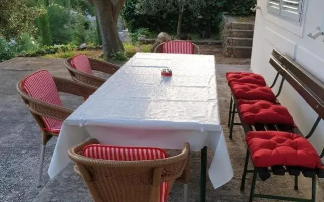 Seaside holiday house Nemira, Omis - 9504