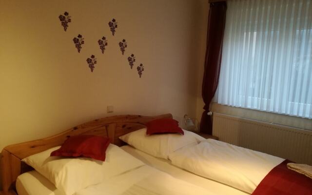 Gästezimmer  Weingut Peter