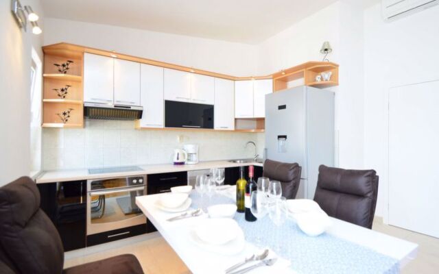 Apartment Mornar Trogir/Arbanija 18591