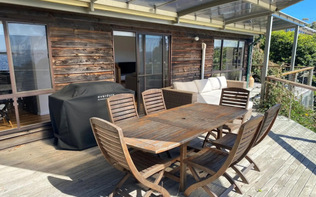 HIDDEN HAVEN Binalong Bay