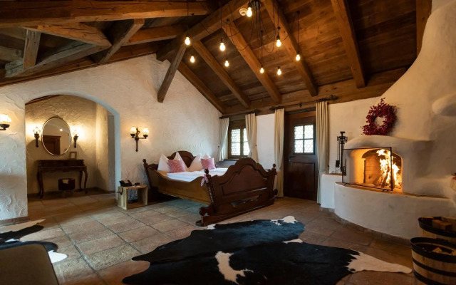 Swiss-Chalet Merlischachen - Historik Chalet-Hotel Lodge