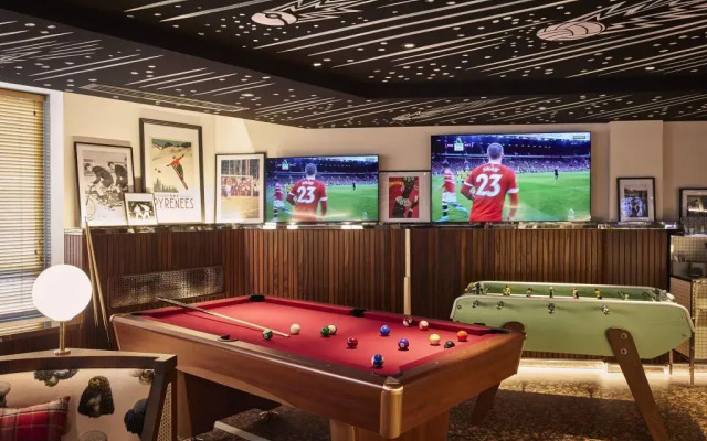 Mama Shelter Paris La Défense