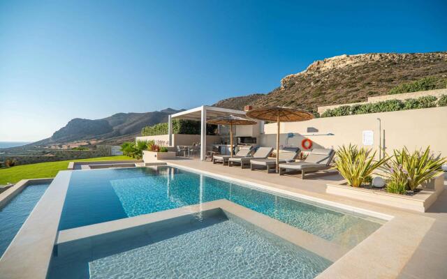Villa Cielo I Free Heated Pool Stunning Seaview