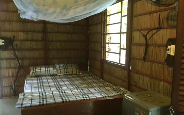 Mekong Farmstay CanTho - C.R Floating Market