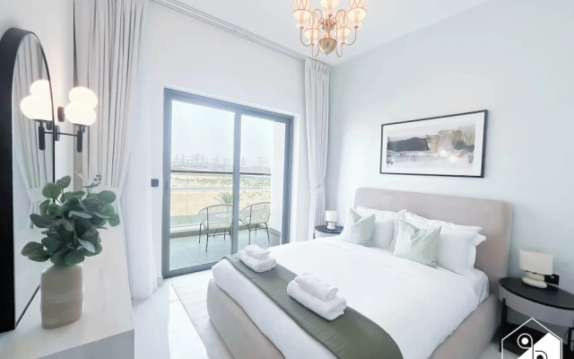 Bright 2bed Family Home: Pool, Gym & Kids Play