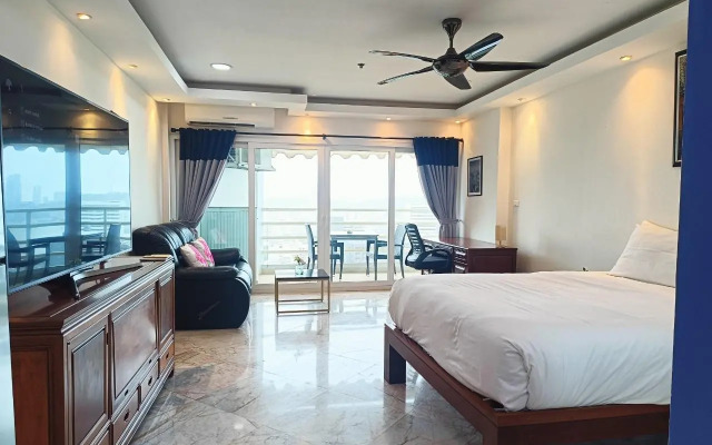 View Talay 6 Condominium by Honey