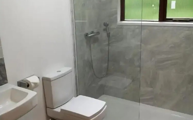 Goldcrest 4 Hot Tub