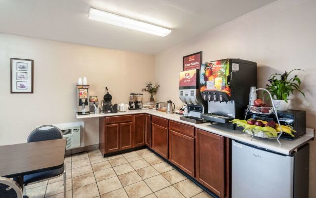 Econo Lodge Easton Route 50