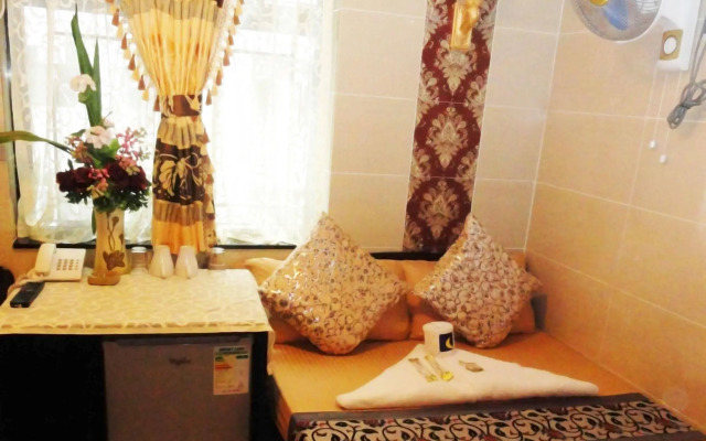 Day And Night Hotel - Hostel