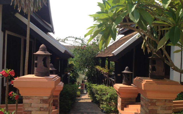 Vang Ngern River Resort