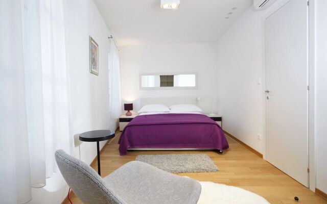 Apartment Gloria Luxury Varos