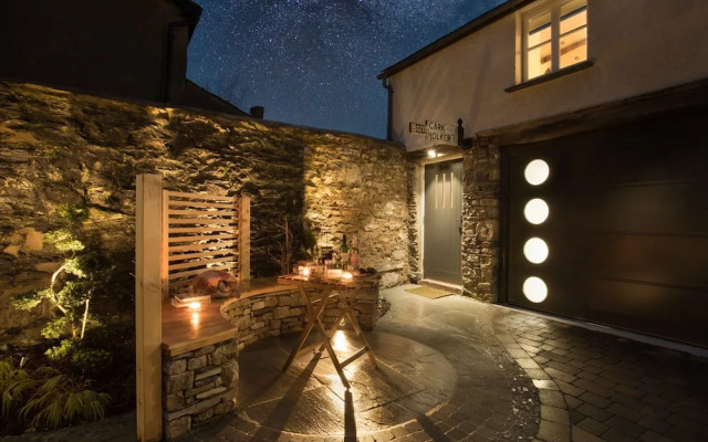 Wharton House Mews Retreat for two