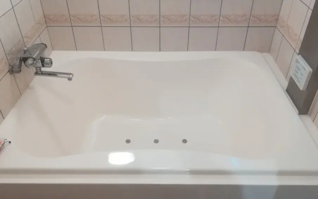 Hotel Linden Oji