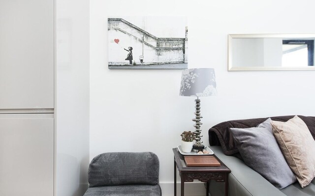 Modern 1BR Flat close to Canary Wharf