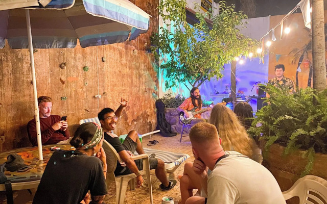 ITH Sayulita Amazing Surf Hostel