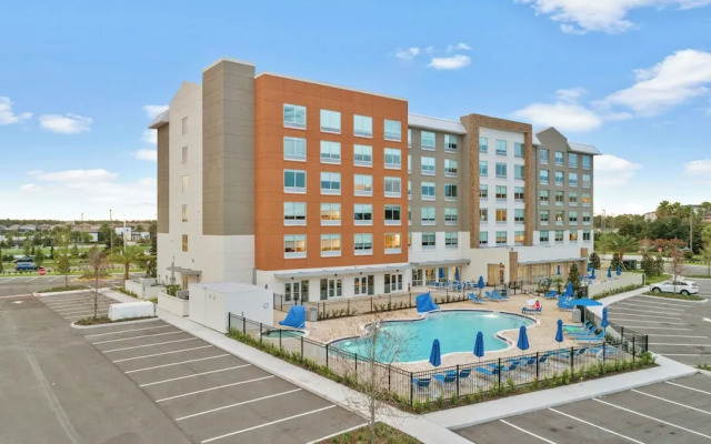 Holiday Inn Express Lake Buena Vista