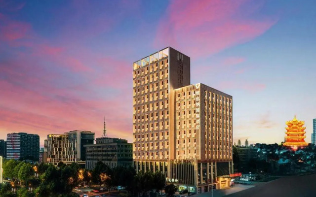 Vienna Hotel Wuhan Yellow Crane Tower Branch