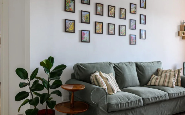 Via Coriolano 8 in Naples