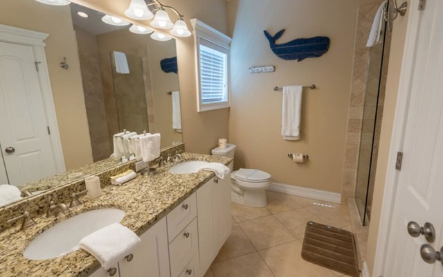 Marina Sunrise Apartment 3