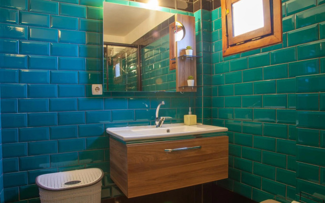 Mavi Avlu Old Town Apartments