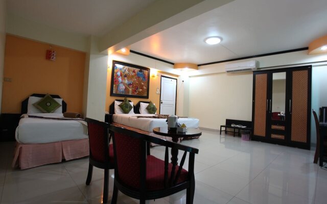 Home Pattaya Hotel