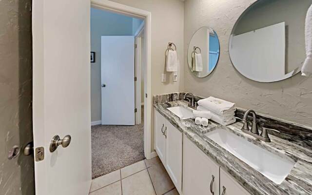 Solana Shores by SVR