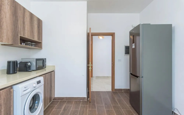 Glow Studios & Apartments in Batroun