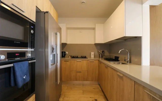 Astonishing 3BR with Balcony in Miraflores