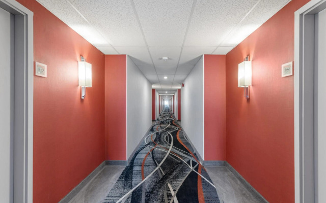 Emerald Hotel & Suites