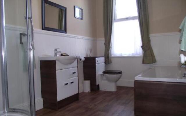 Ginnie's Guesthouse