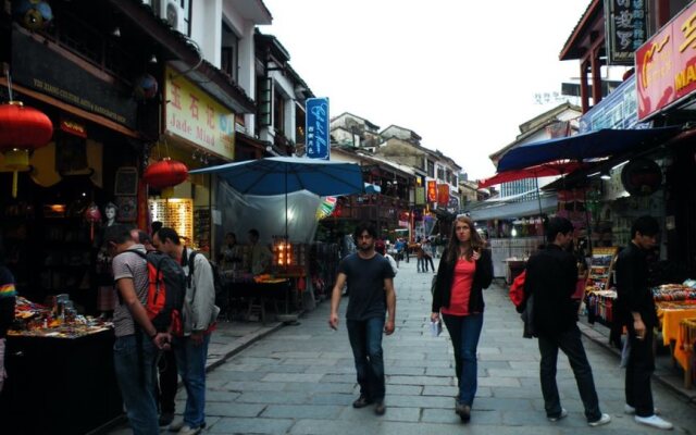 Charming Inn - Yangshuo