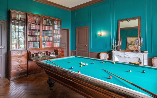 Le Chateau De La Tourlandry