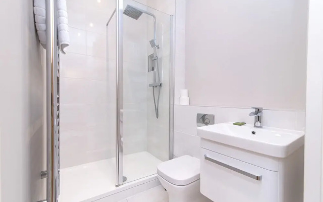 The Hollows - Sleek and Stylish 1Bed