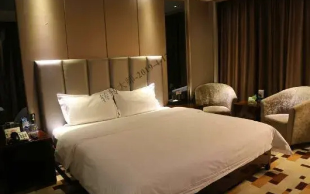 Yijia Hotel (Changsha Ligu Litang Metro Station)